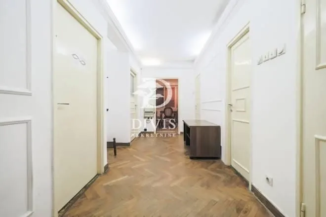 Prodaja, trosoban stan, 98m², Donji Dorćol, Dorćol Sve Podlokacije