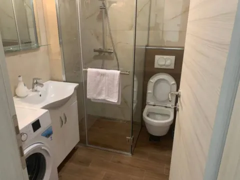 Sale, one bedroom apartment, 53m², Bečići, Budva - image 10