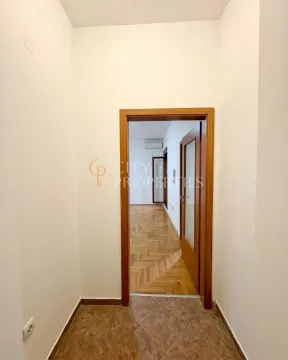 Rent, one bedroom apartment, 41m², Tuški Put, Podgorica - image 2