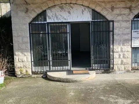 Izdavanje, poslovni prostor, 30m², Dobrota, Kotor - image 4