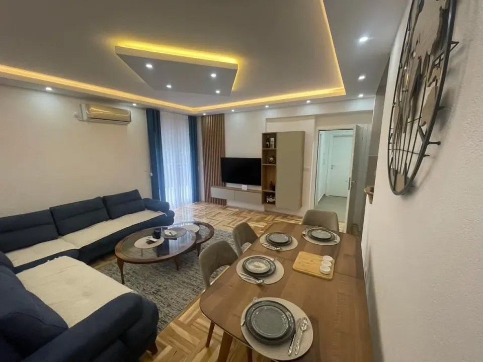 Rent, two bedroom apartment, 77m², Stari Aerodrom, Podgorica