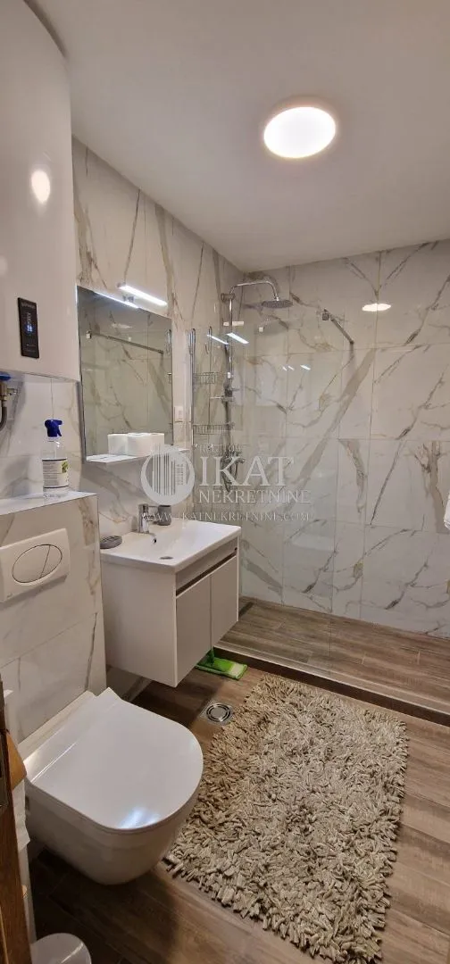Prodaja, jednosoban stan, 35m², 25. Maj, Zlatibor
