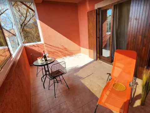 Rent, one bedroom apartment, 55m², Šušanj, Bar - image 8