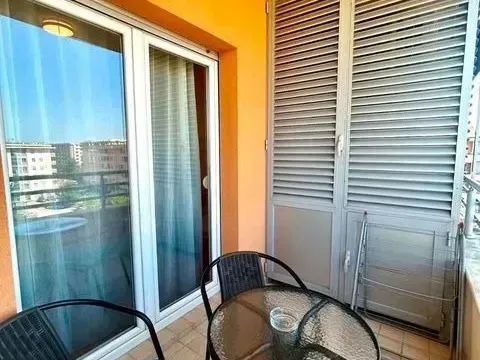 Rent, one bedroom apartment, 50m², City Kvart, Podgorica - image 10