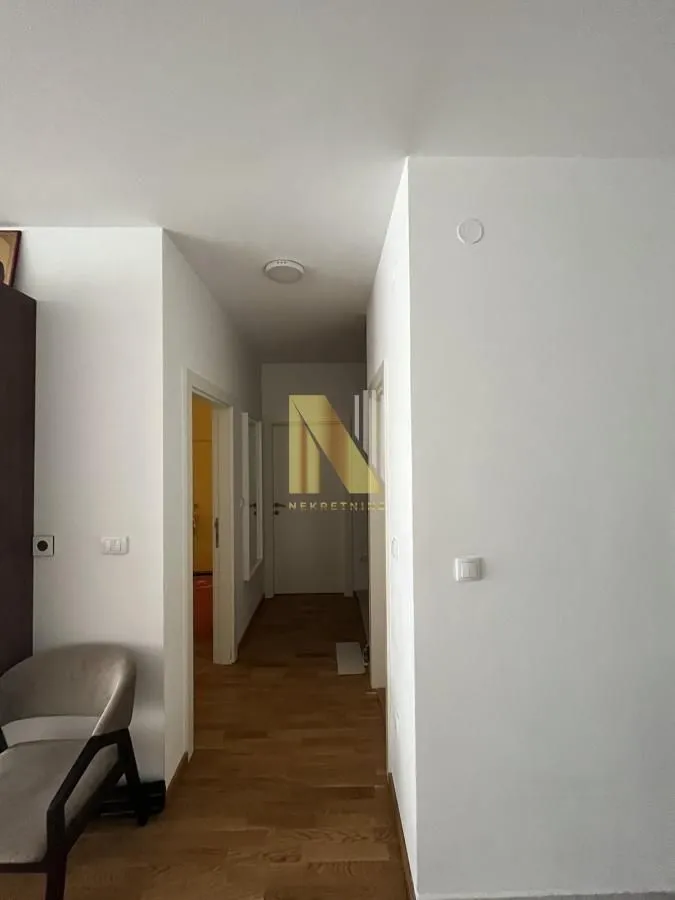 Prodaja, dvosoban stan, 62m², Rotkvarija, Novi Sad Sve Podlokacije