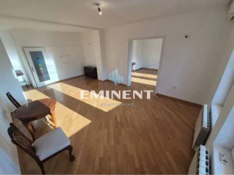 Stan in Kalenić Pijaca