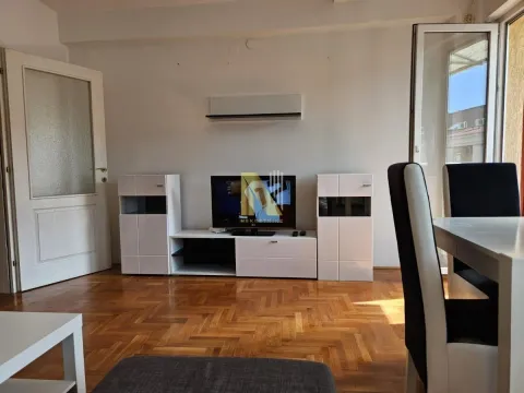 Izdavanje, dvosoban stan, 43m², Grbavica, Novi Sad Sve Podlokacije - image 4