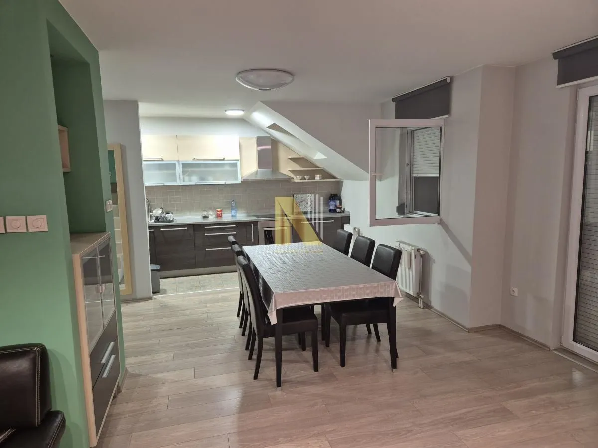 Prodaja, četvorosoban stan, 119m², Nova Detelinara, Novi Sad Sve Podlokacije
