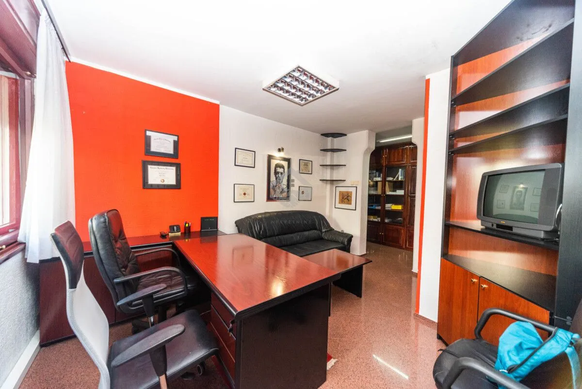 Sale, office space, 52m², Preko Morače, Podgorica