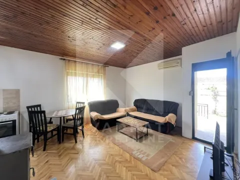 Rent, two bedroom apartment, 80m², Zlatica, Podgorica - image 3
