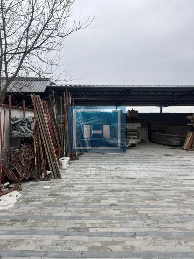 Sale, office space, 300m², Paraćin, Srbija
