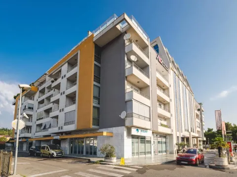 Izdavanje, poslovni prostor, 125m², Zabjelo, Podgorica - image 14