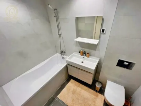 Izdavanje, trosoban stan, 80m², Savski Venac, Beograd - image 9