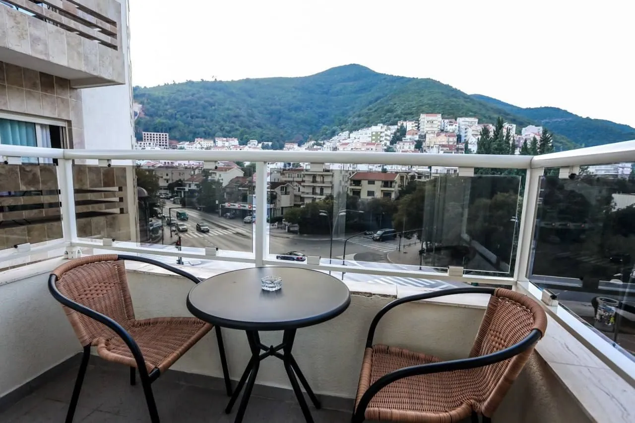 Prodaja, jednosoban stan, 44m², Budva, Crna Gora