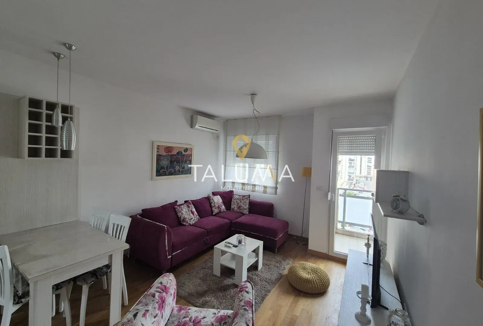 Izdavanje, jednosoban stan, 43m², City Kvart, Podgorica