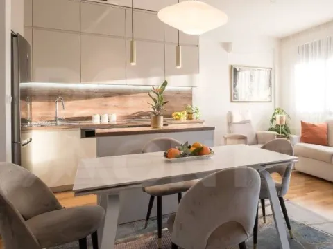 Prodaja, dvosoban stan, 63m², Pod Kuk, Tivat - image 4