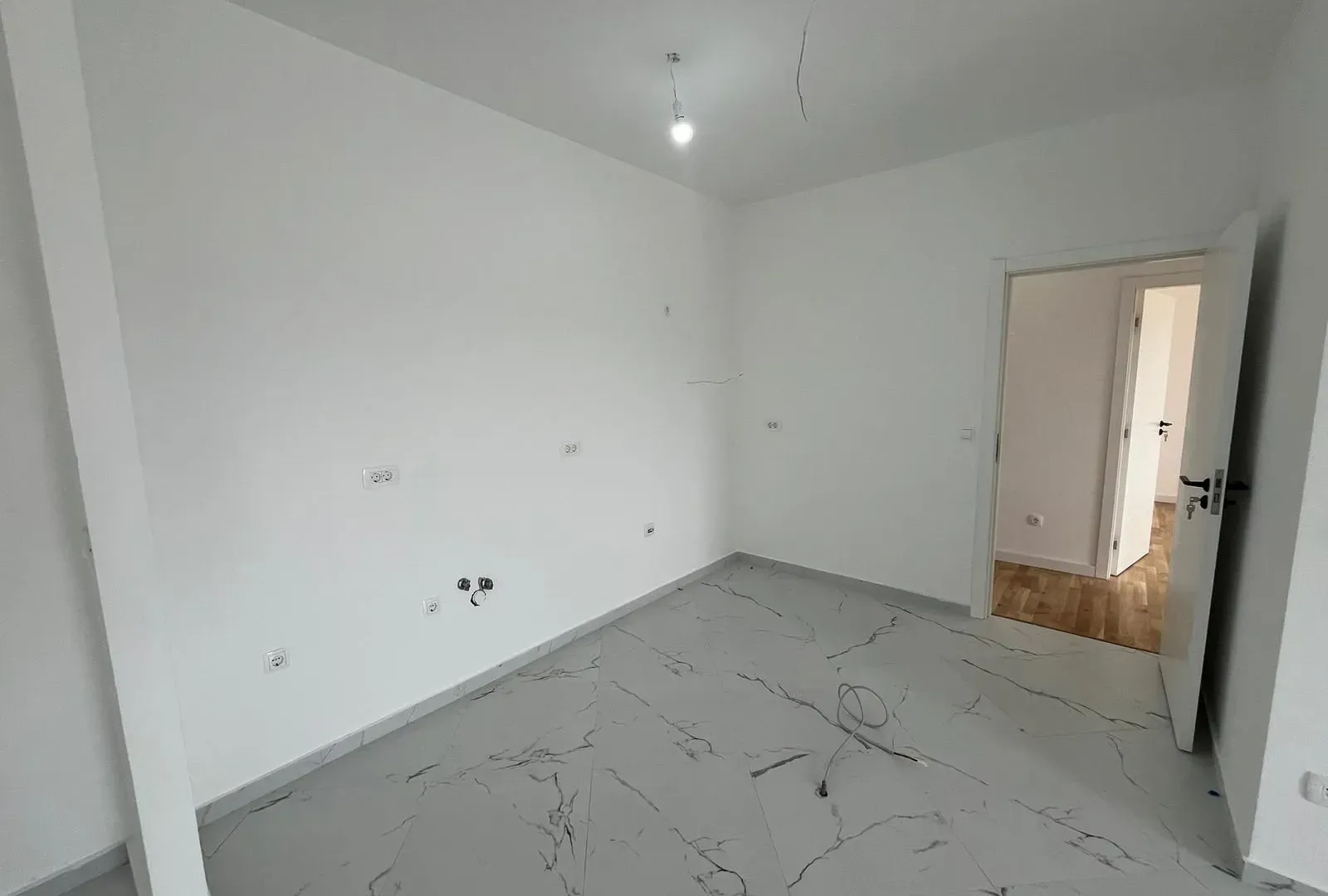 Prodaja, stan, 110m², Bar, Crna Gora
