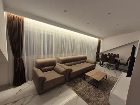 Izdavanje, jednosoban stan, 55m², Dalmatinska ulica, Podgorica - image 4