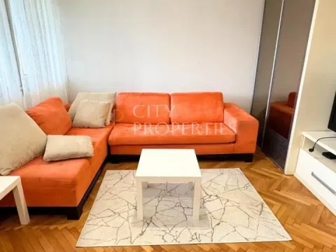 Izdavanje, stan, 30m², Pejton, Podgorica - image 4