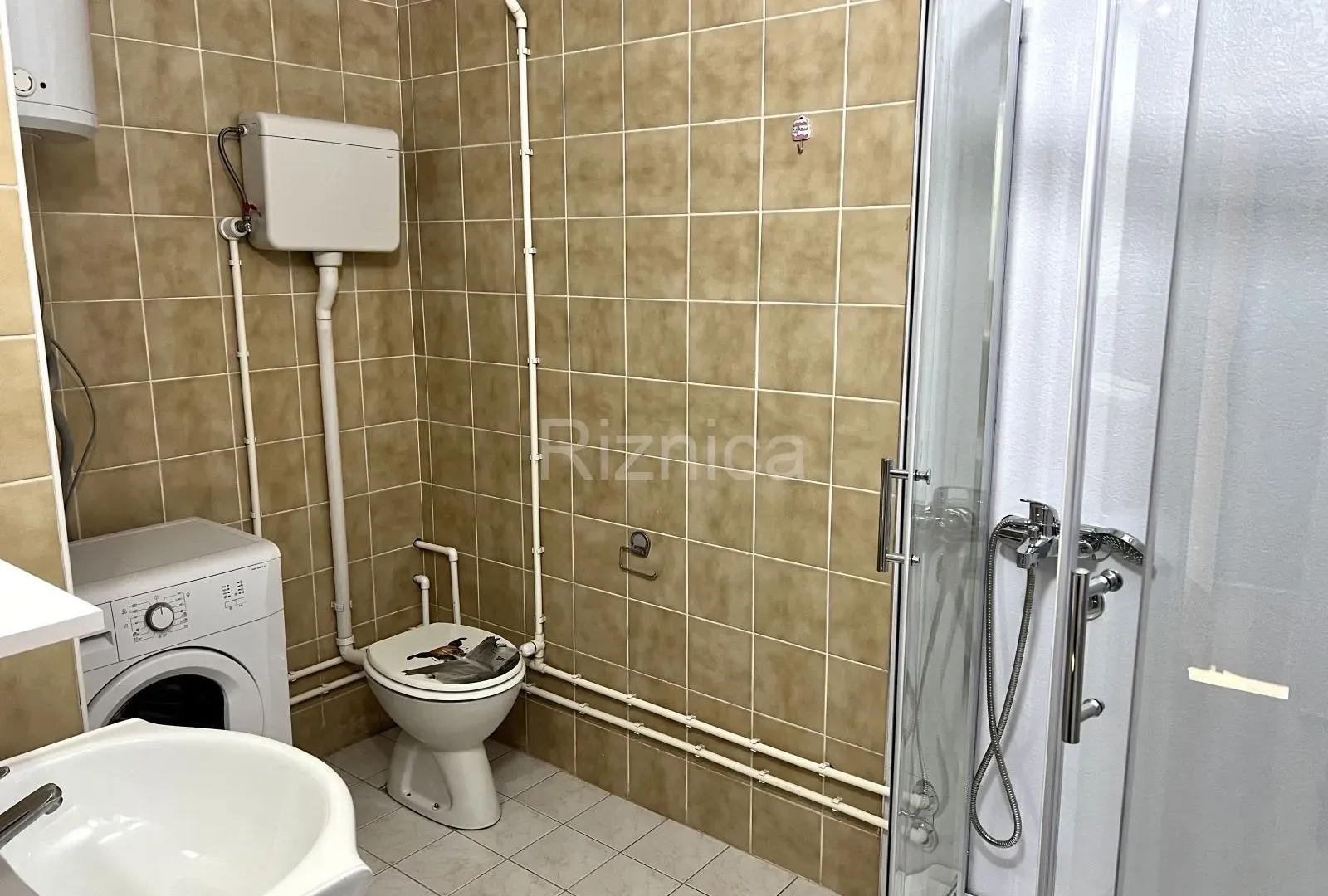 Izdavanje, jednosoban stan, 52m², Niš, Srbija