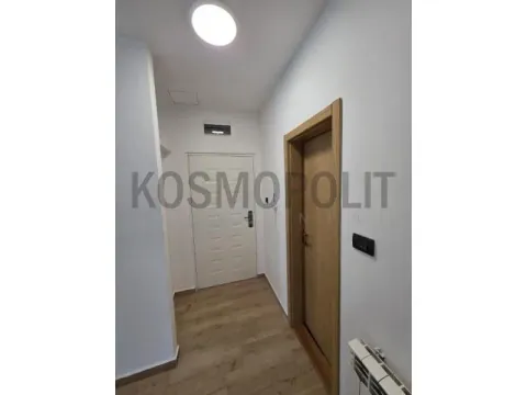 Prodaja, četvorosoban stan, 99m², Brace Jerković, Voždovac Sve Podlokacije - image 3