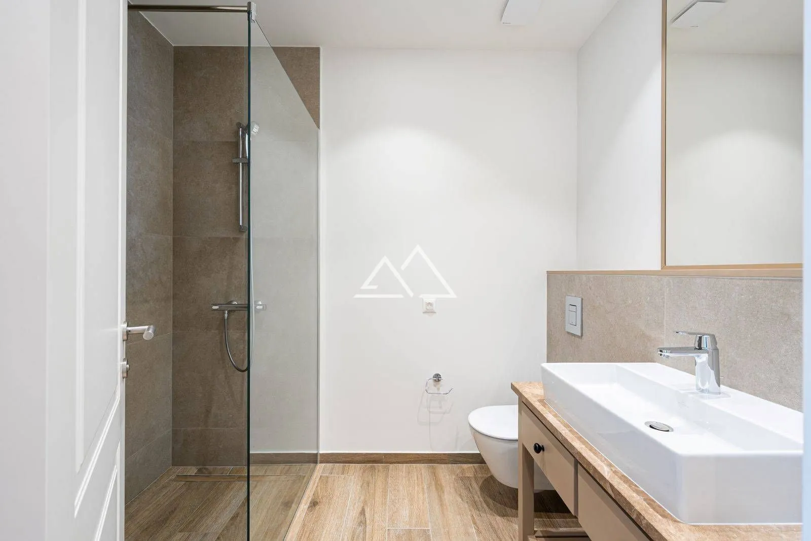 Prodaja, dvosoban stan, 94m², Luštica Bay, Tivat
