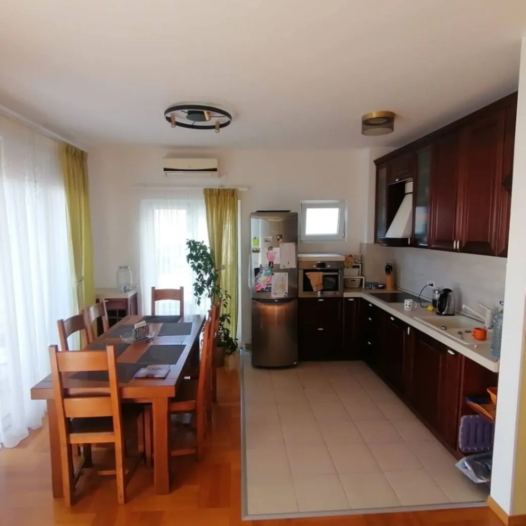 Sale, two bedroom apartment, 98m², Bečići, Budva