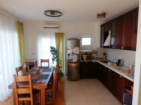 Prodaja, dvosoban stan, 98m², Bečići, Budva - image 6