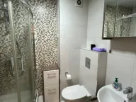 Izdavanje, jednosoban stan, 43m², City Kvart, Podgorica - image 9