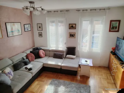 Sale, house, 71m², Zemun Kalvarija, Zemun Sve Podlokacije
