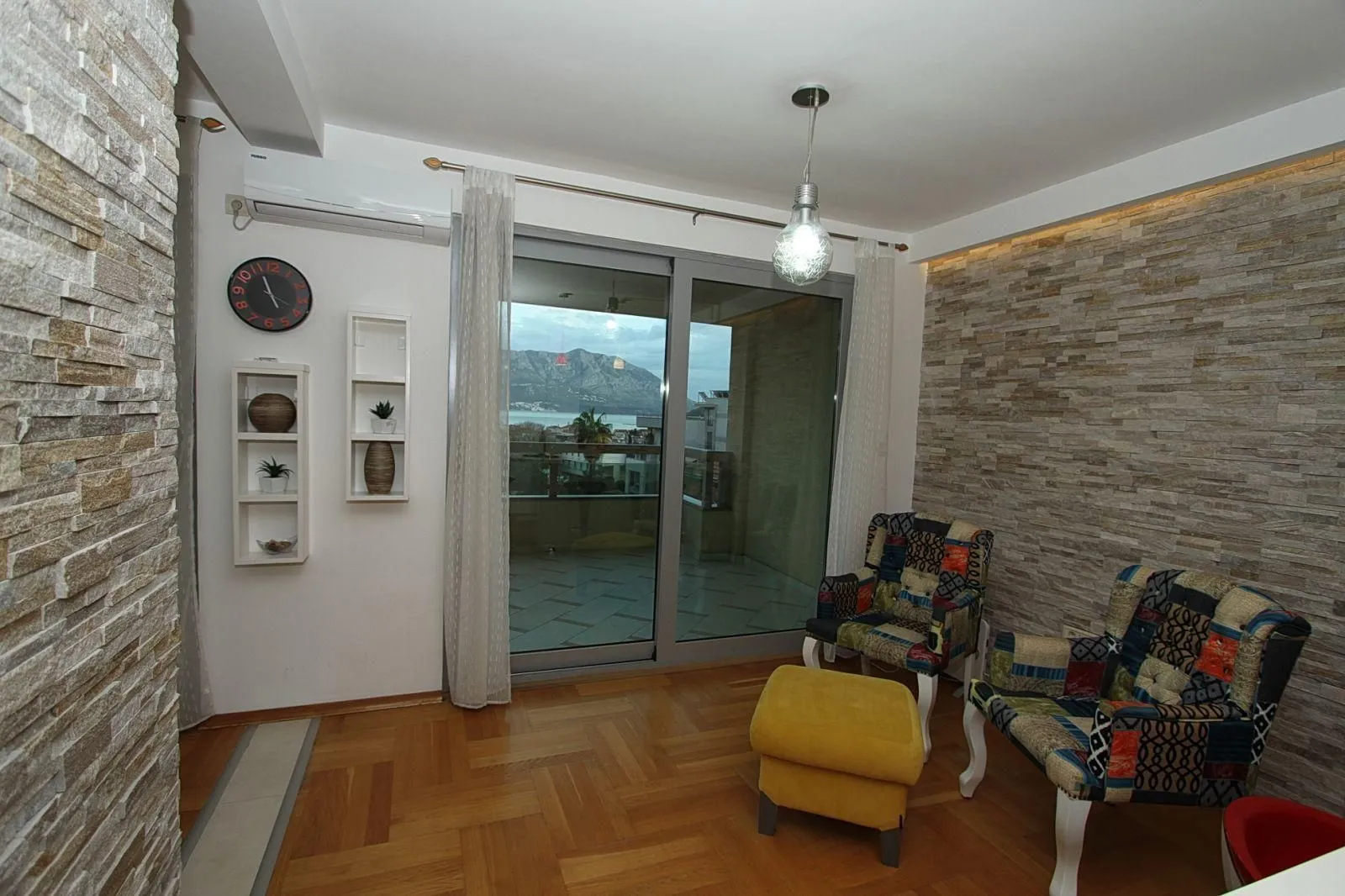 Rent, two bedroom apartment, 70m², Budva, Crna Gora