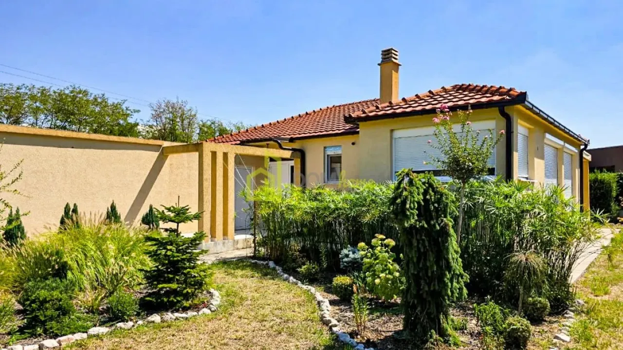 Rent, house, 194m², Tološi, Podgorica