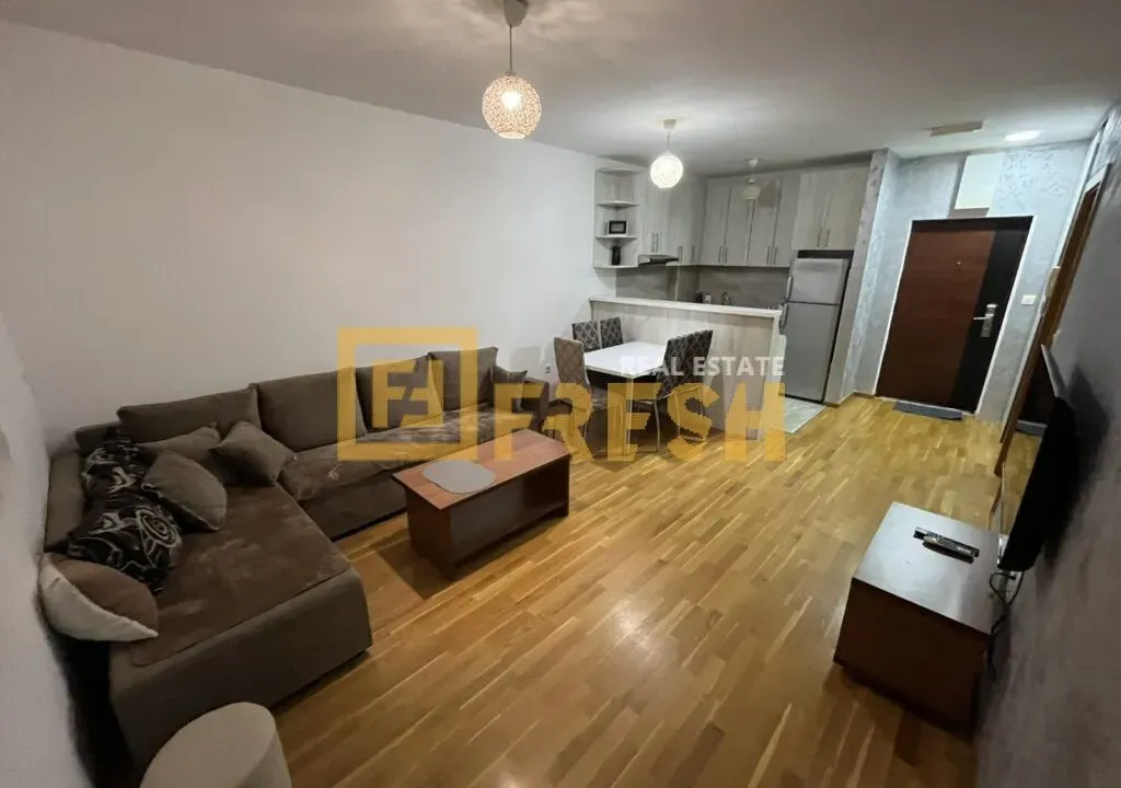 Izdavanje, jednosoban stan, 46m², Stari Aerodrom, Podgorica