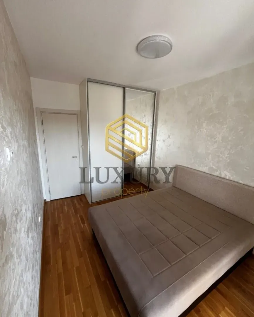 Prodaja, jednosoban stan, 43m², Stari Aerodrom, Podgorica