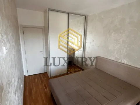 Prodaja, jednosoban stan, 43m², Stari Aerodrom, Podgorica - image 8