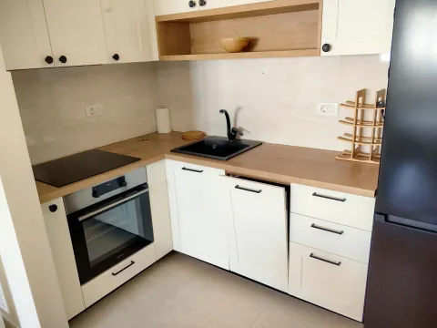 Prodaja, jednosoban stan, 49m², Central Point, Podgorica - image 17