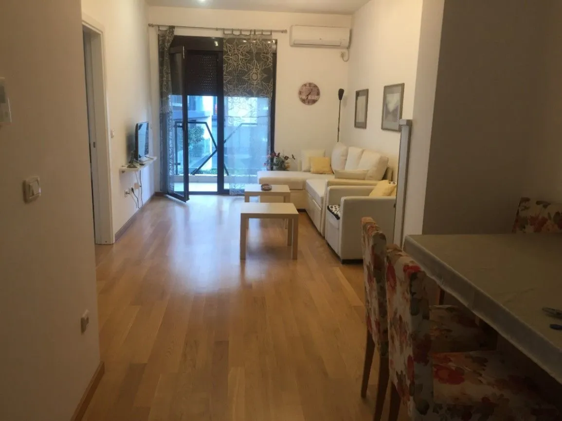 Stan-na-dan, trosoban stan, 55m², Centar, Budva