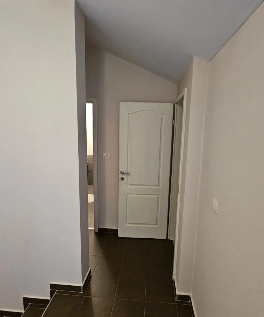 Rent, two bedroom apartment, 80m², Ljubović, Podgorica