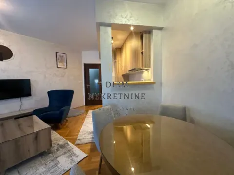 Izdavanje, jednosoban stan, 43m², Stari Aerodrom, Podgorica - image 9