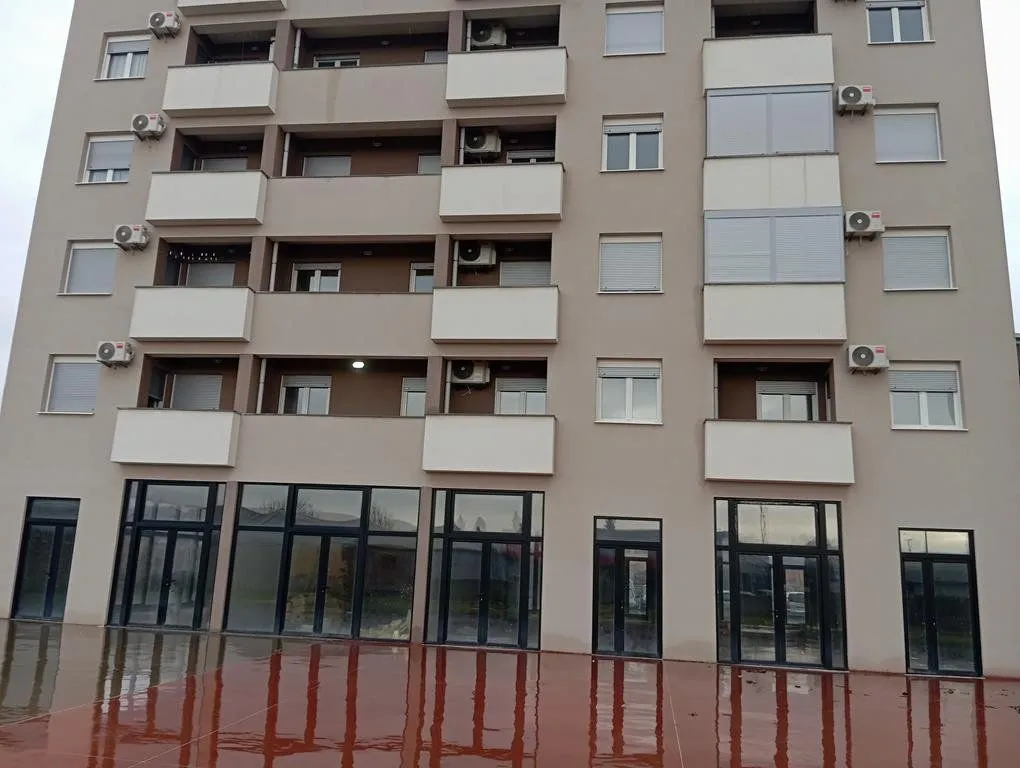Rent, office space, 417m², Ljubović, Podgorica