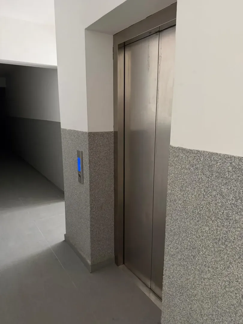 Prodaja, jednosoban stan, 40m², Lazi, Budva
