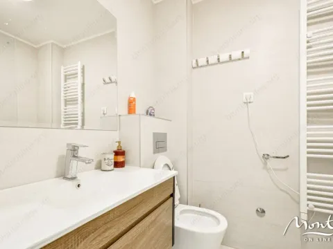 Prodaja, dvosoban stan, 69m², Tivat, Crna Gora - image 5