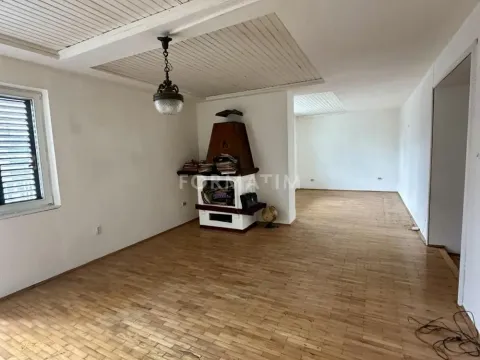 Prodaja, trosoban stan, 79m², Slavija, Vračar Sve Podlokacije - image 3