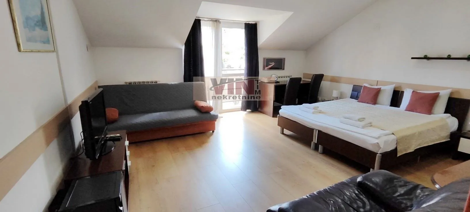 Prodaja, jednosoban stan, 33m², Bulevar Oslobodjenja, Novi Sad Sve Podlokacije