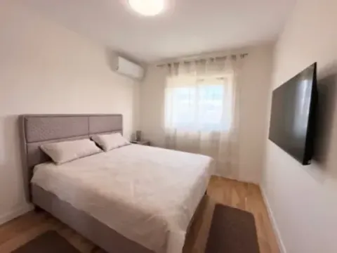 Izdavanje, dvosoban stan, 60m², Zabjelo, Podgorica - image 8