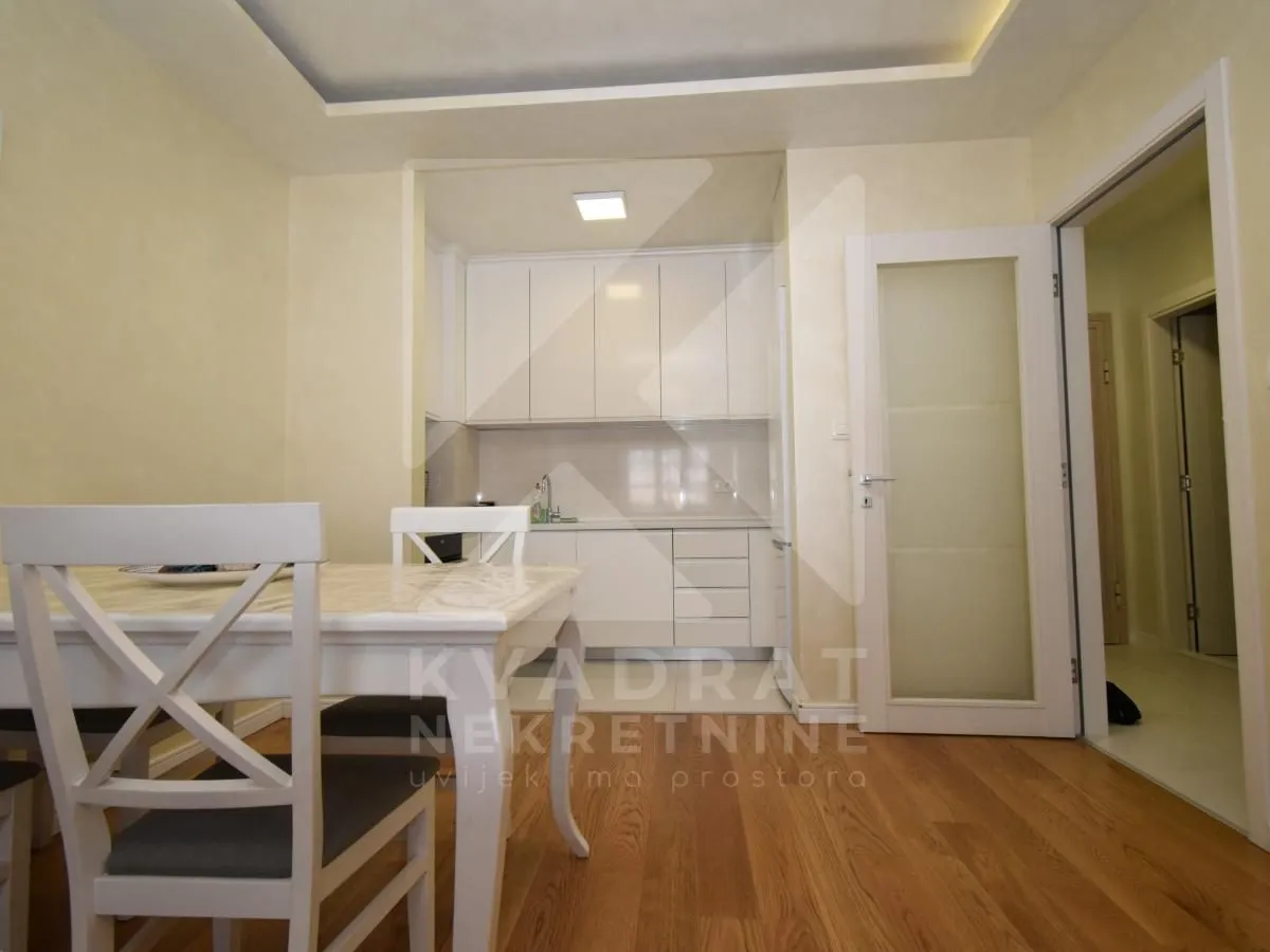 Rent, two bedroom apartment, 70m², Central Point, Podgorica
