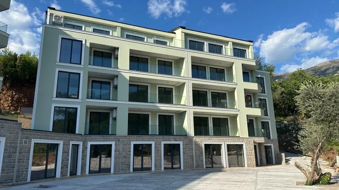 Sale, one bedroom apartment, 54m², Kamenovo, Budva