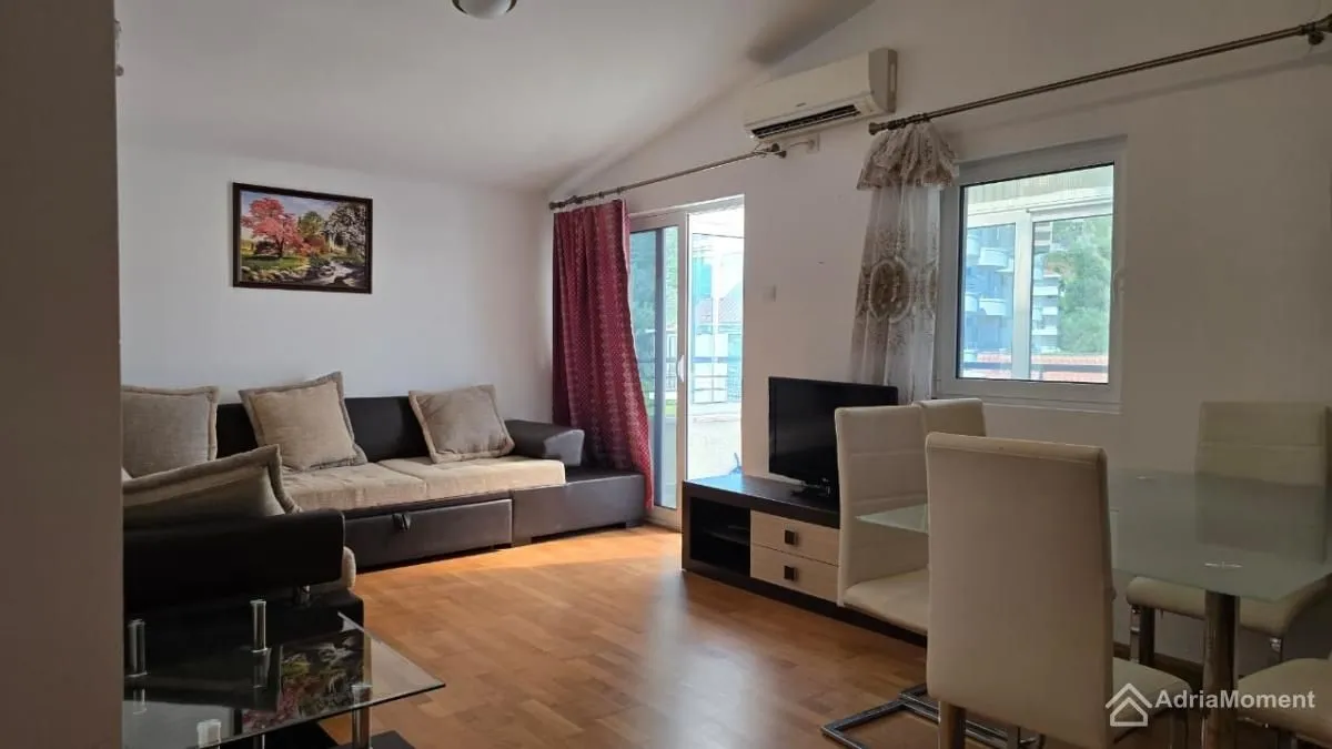 Prodaja, dvosoban stan, 74m², Petrovac, Budva