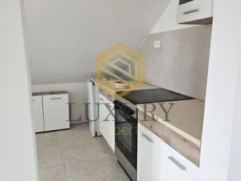 Izdavanje, jednosoban stan, 80m², Stari Aerodrom, Podgorica - image 7