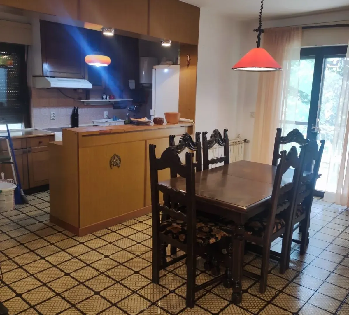 Rent, house, 200m², Zagorič, Podgorica